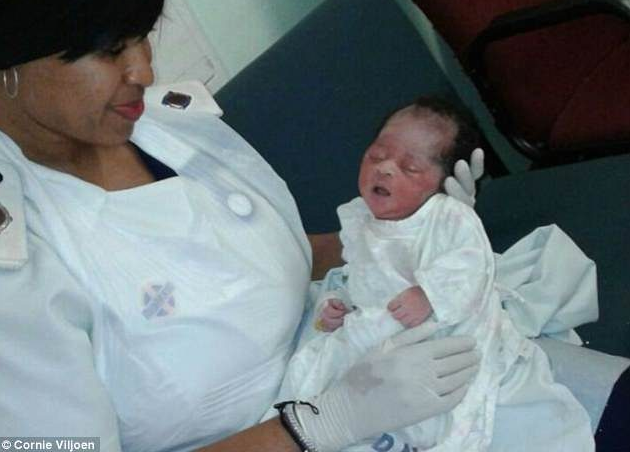 neonata abbandonata in sudafrica