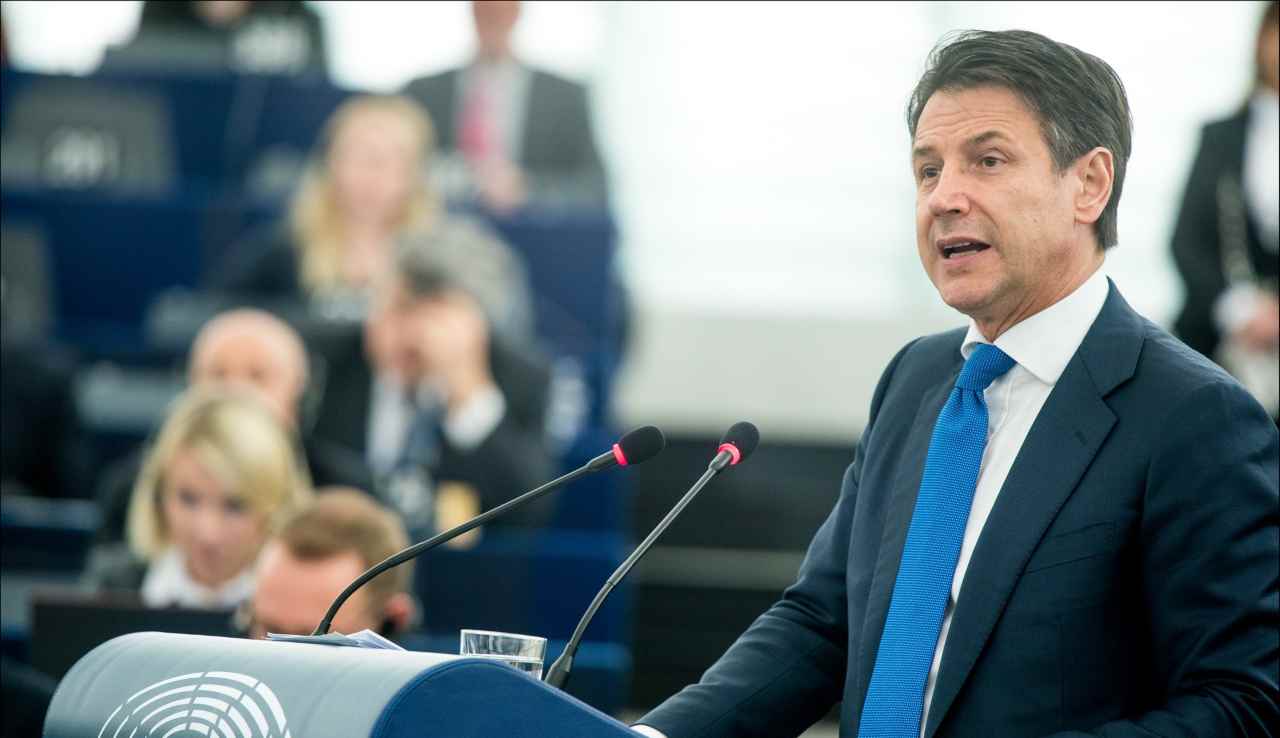 Giuseppe Conte decreto rilancio diretta Facebook