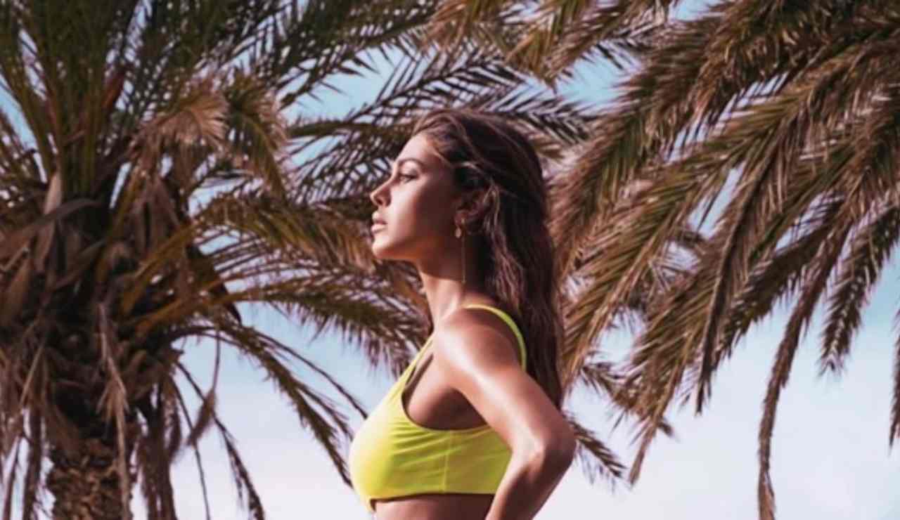 belen rodriguez costume trend mare 2020