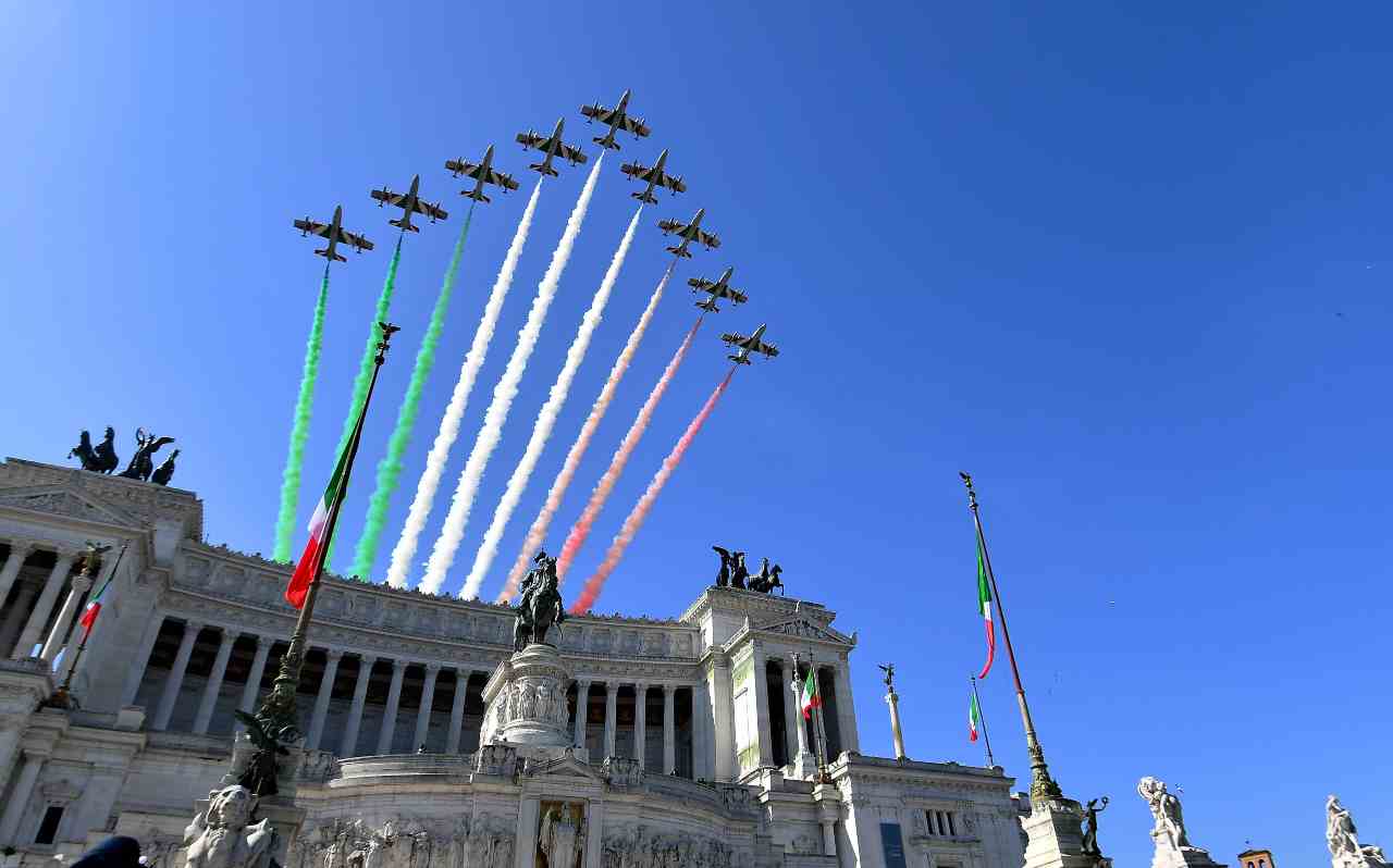 Giro d&amp;#39;Italia per le Frecce Tricolori, il calendario con tutte le tappe
