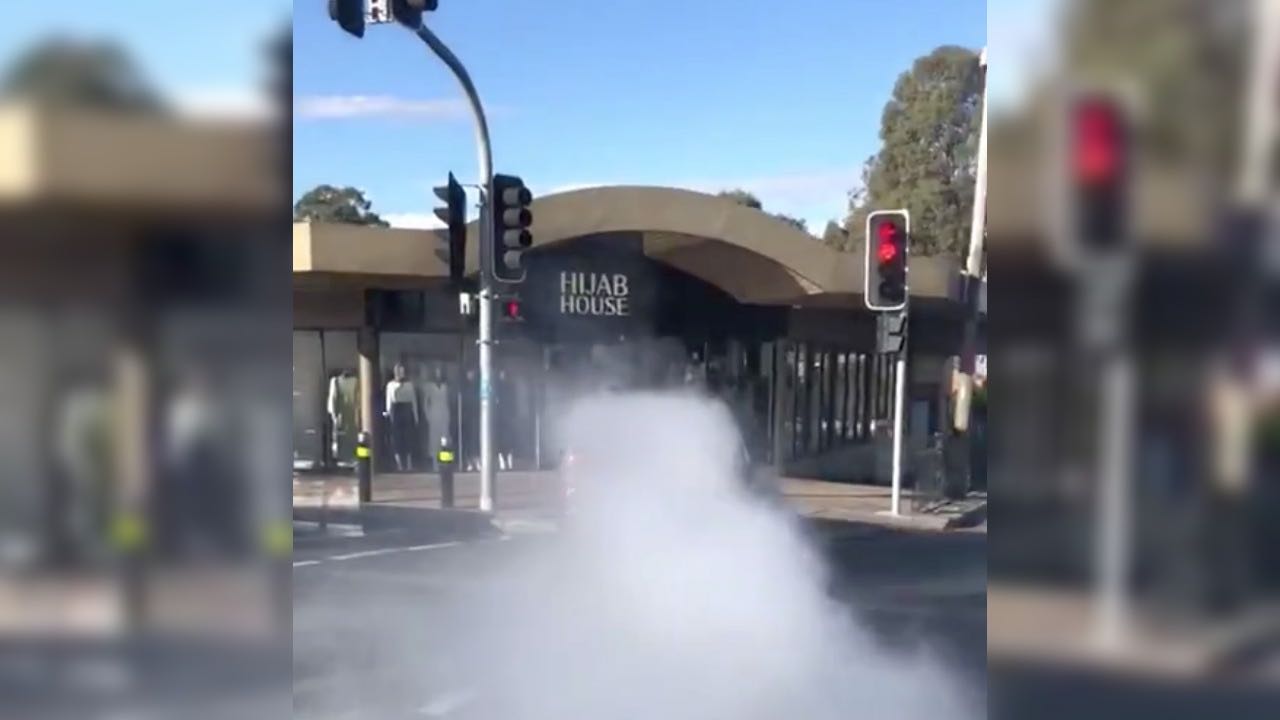 incidente auto vetrina negozio