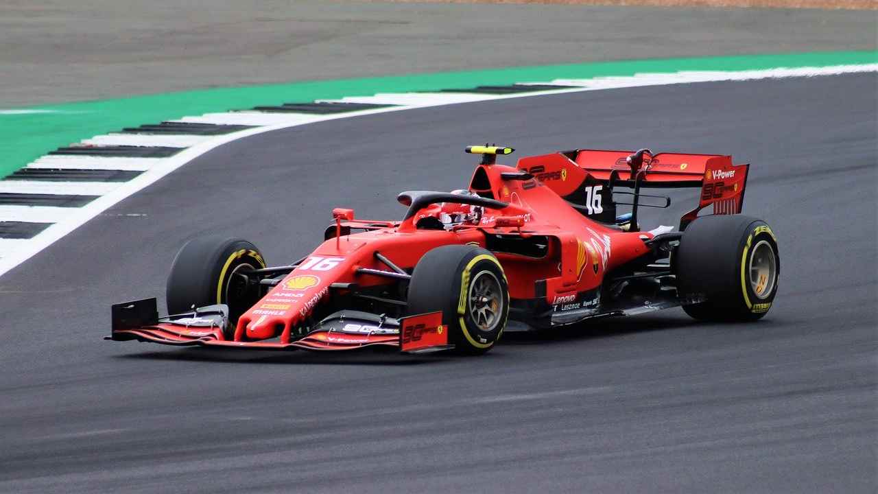 leclerc hamilton ferrari