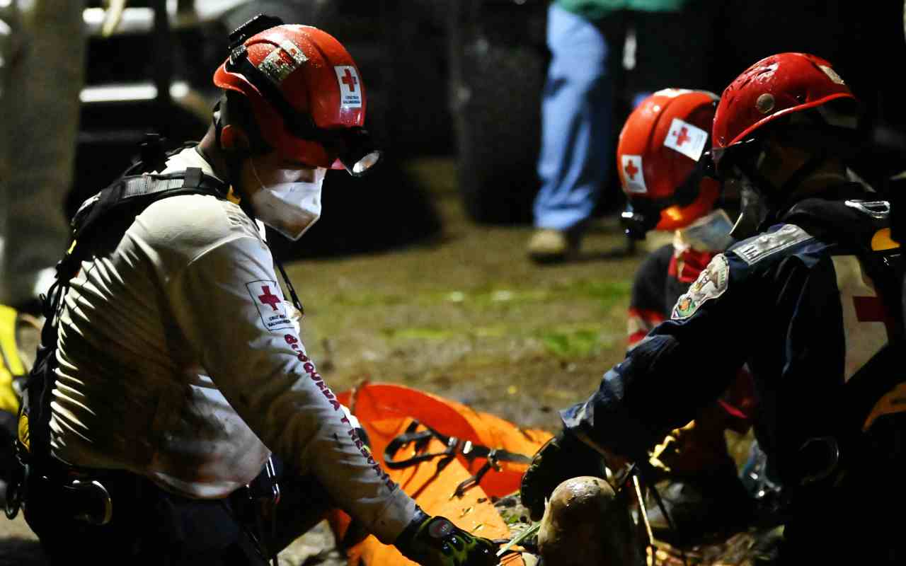 Tempesta Amanda El Salvador