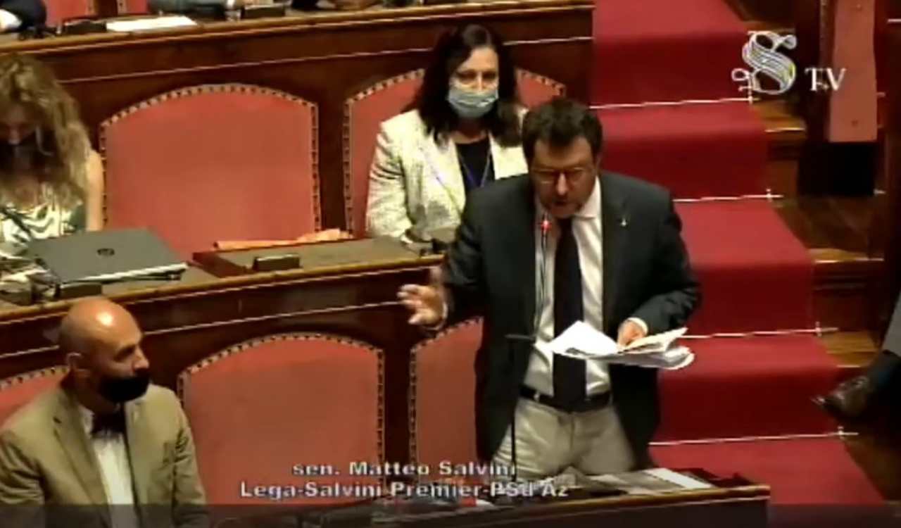 Gaffe Salvini Parlamento