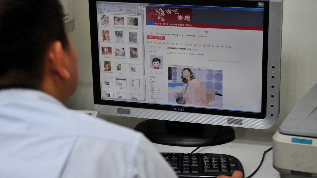 La Lega blocca i siti porno