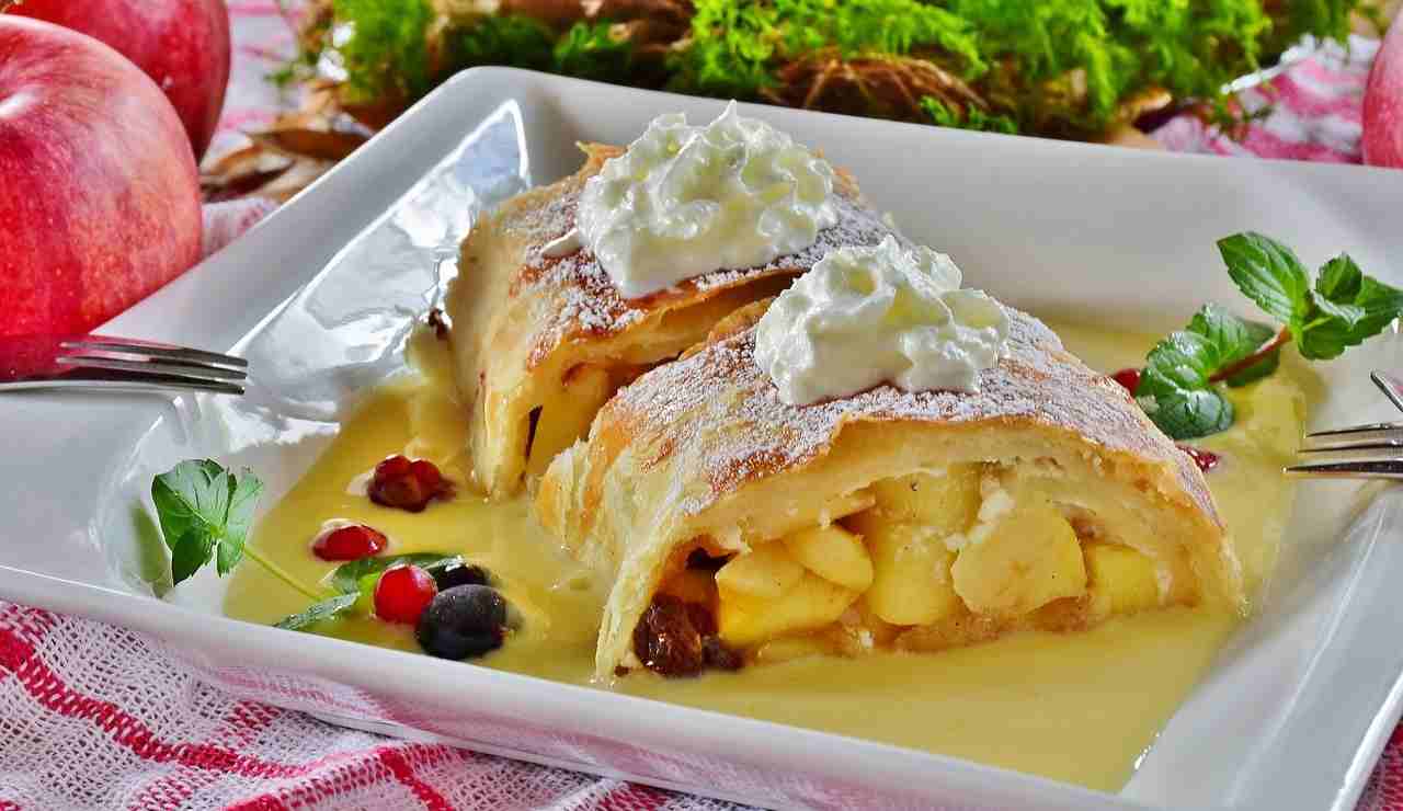 Strudel mele ricetta