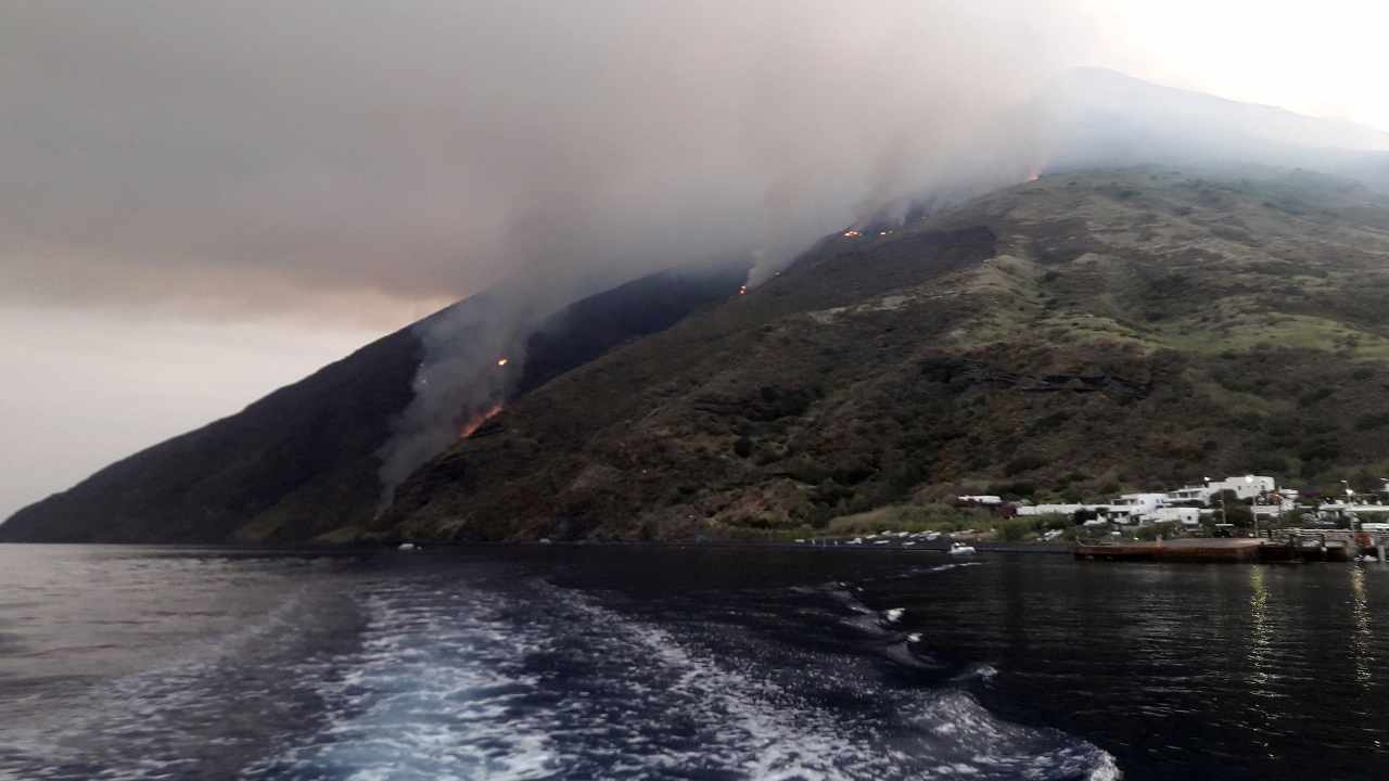 vulcano stromboli esplosioni