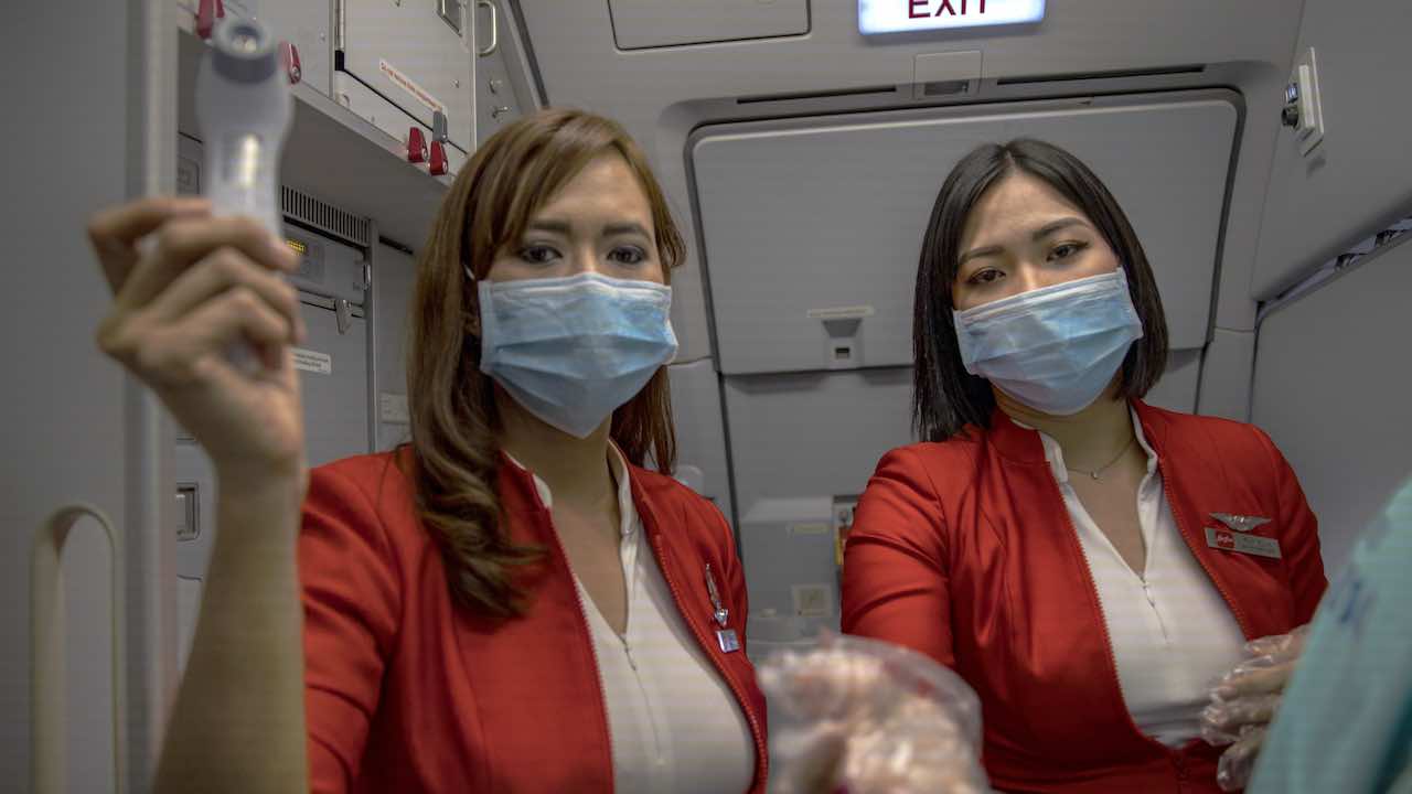 garuda stop mascherine assistenti volo