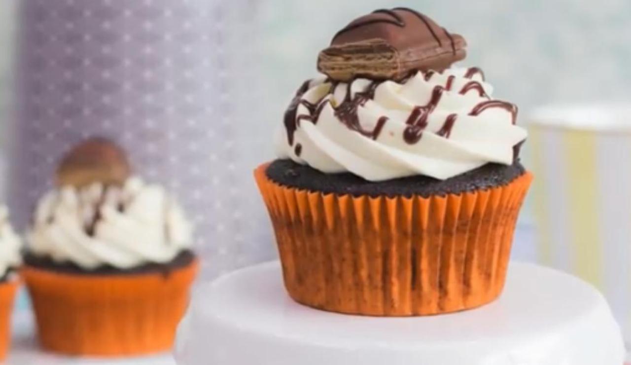 Cupcakes al Kinder Bueno ricetta 