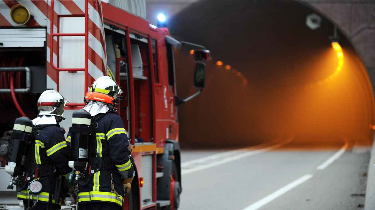 cuneo incidente morti ragazzi vigili del fuoco