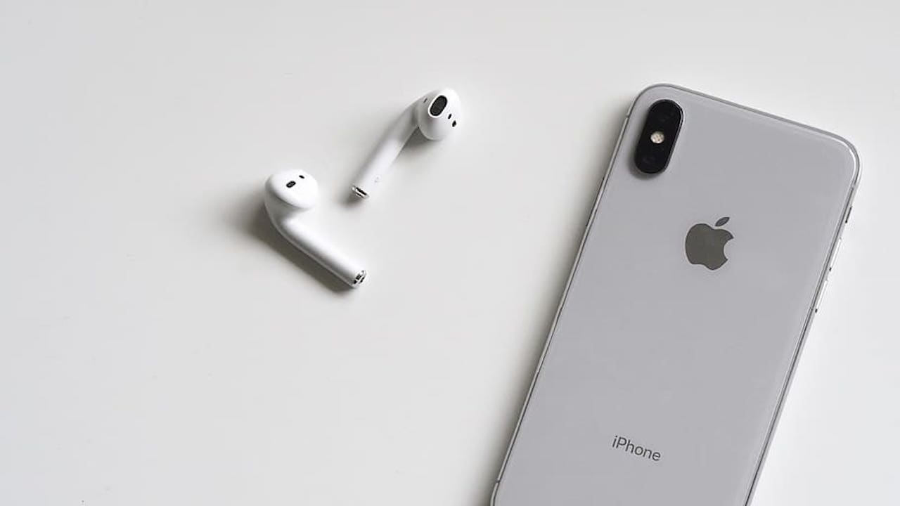 Apple AirPods 2 offerta amazon sconto