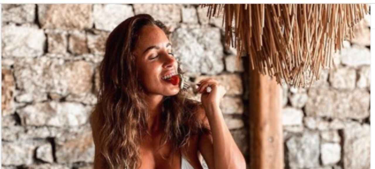 Lucia Javorcekova in bikini: il fisico è perfetto - Foto