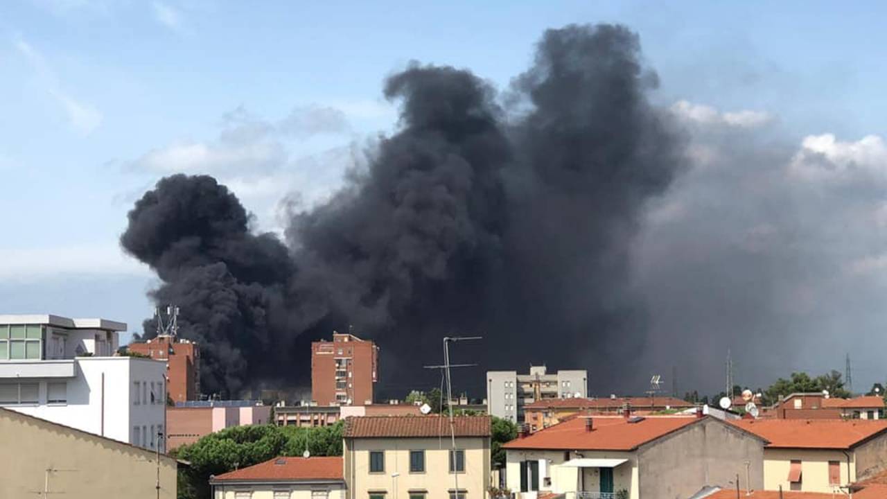 livorno incendio