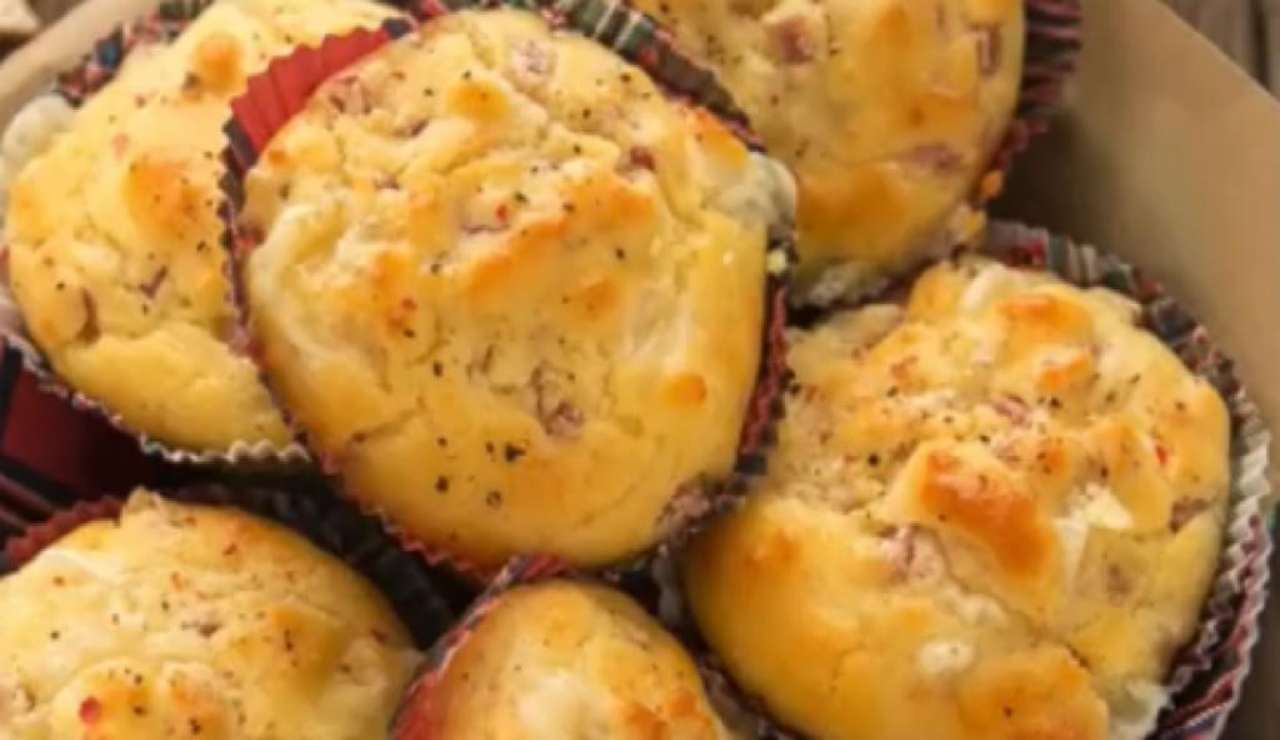 Muffin salati con verdure ricetta