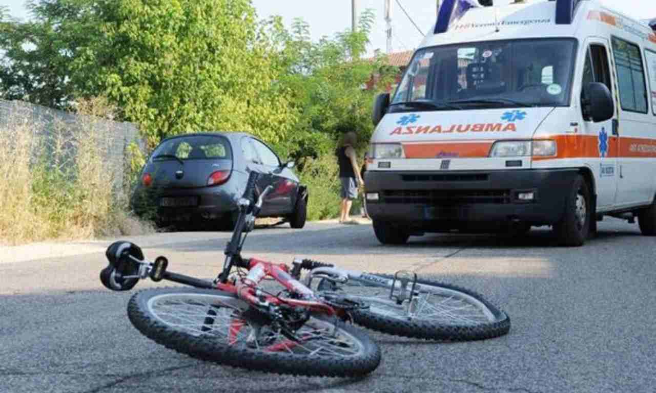 roma muore ciclista