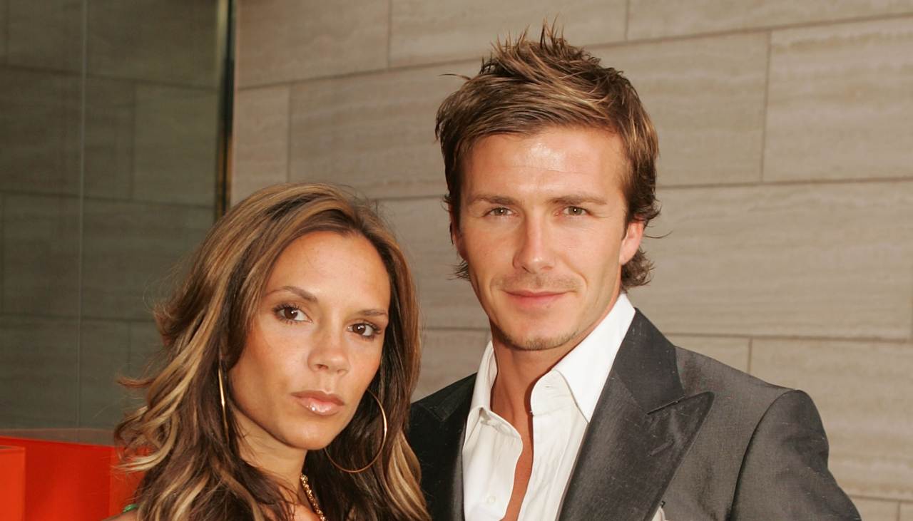 Covid, Victoria e David Beckham positivi: il segreto durante la malattia