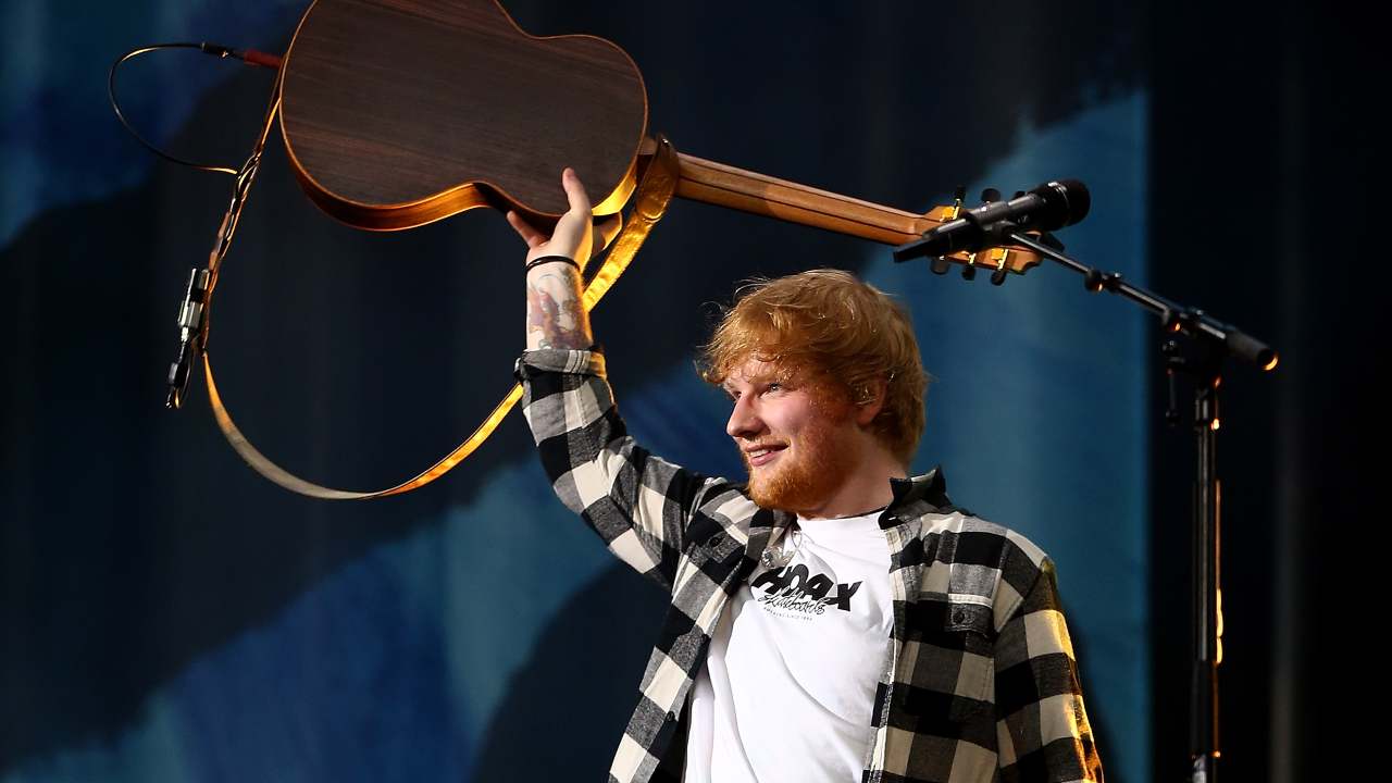 Ed Sheeran diventa papà, nata la figlia Lyra Antarctica - FOTO