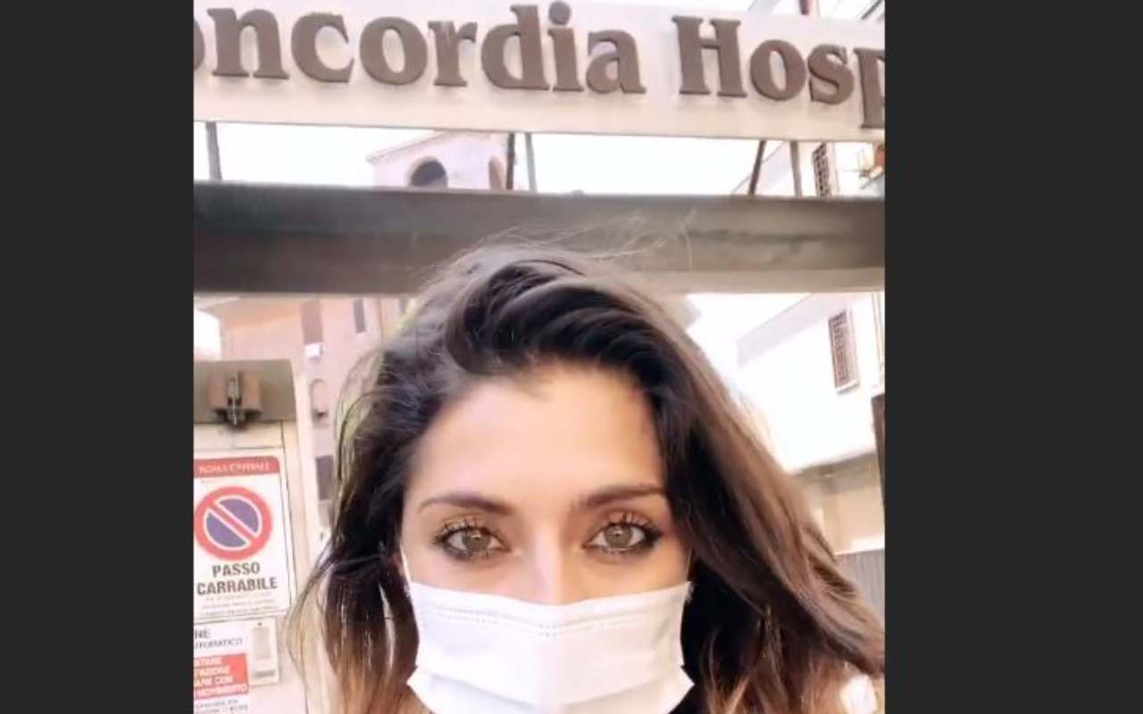 Elisa Isoardi di corsa in ospedale, paura per Ballando con le Stelle