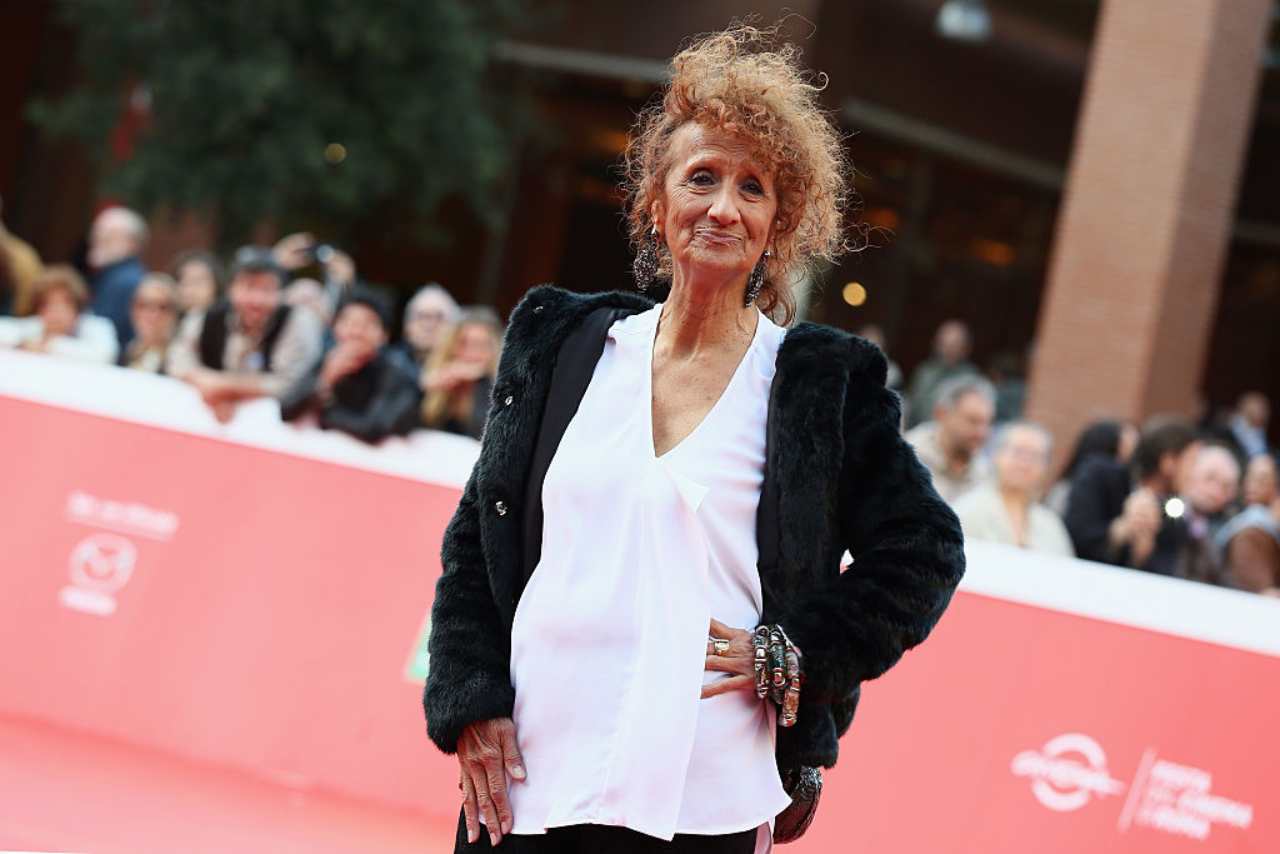 Anna Mazzamauro Ospite Oggi è un altro giorno