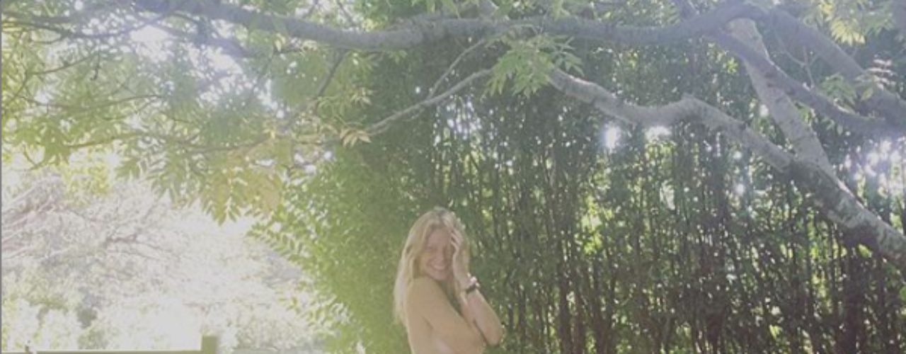 Gwyneth Paltrow nuda per compleanno
