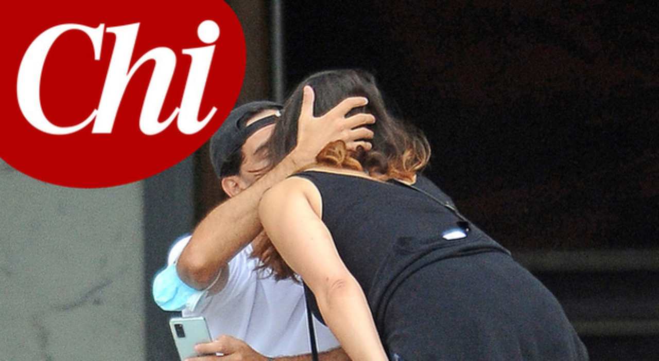 Elisa Isoiardi e Raimondo Todaro bacio