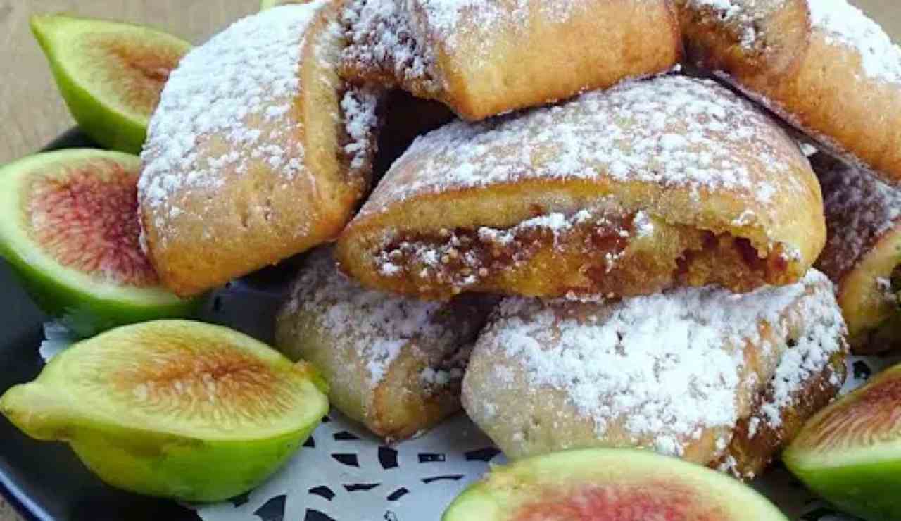 Biscotti con fichi freschi. Ricetta