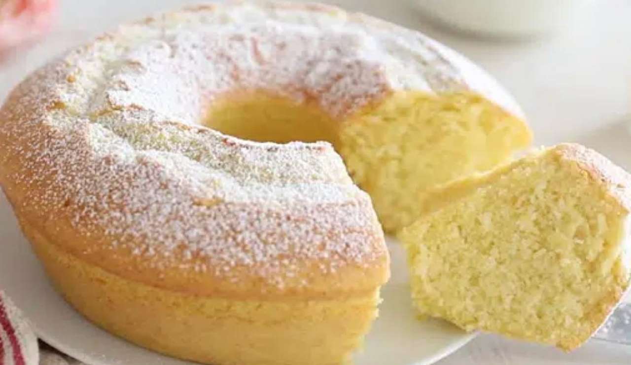 Ciambellone alla panna. Ricetta