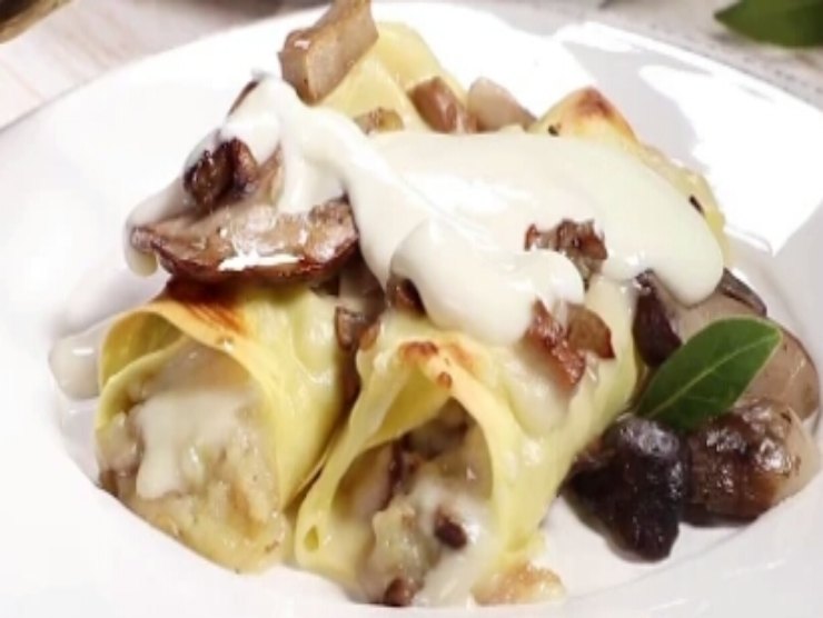 cannelloni ripieni di funghi