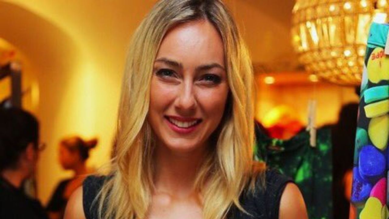 cristel carrisi abbandono social instagram