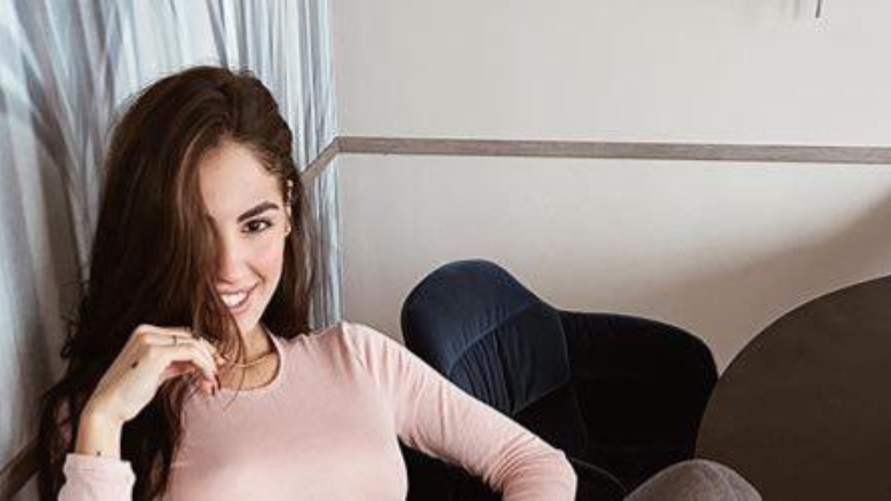 giulia de lellis instagram body