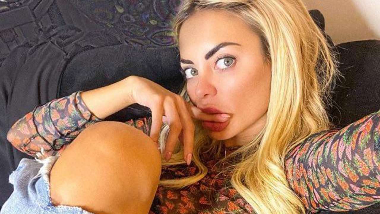 elena morali instagram