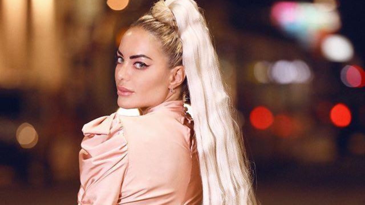 elena morali instagram lato b