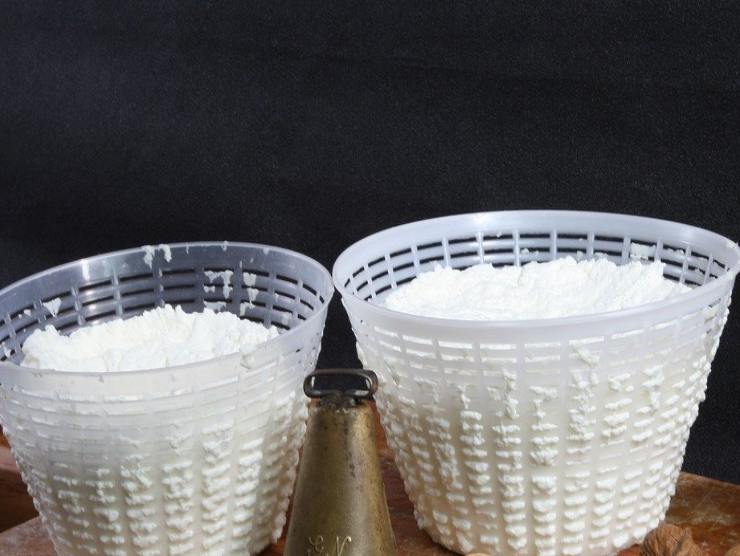 ricotta fresca per pastiera