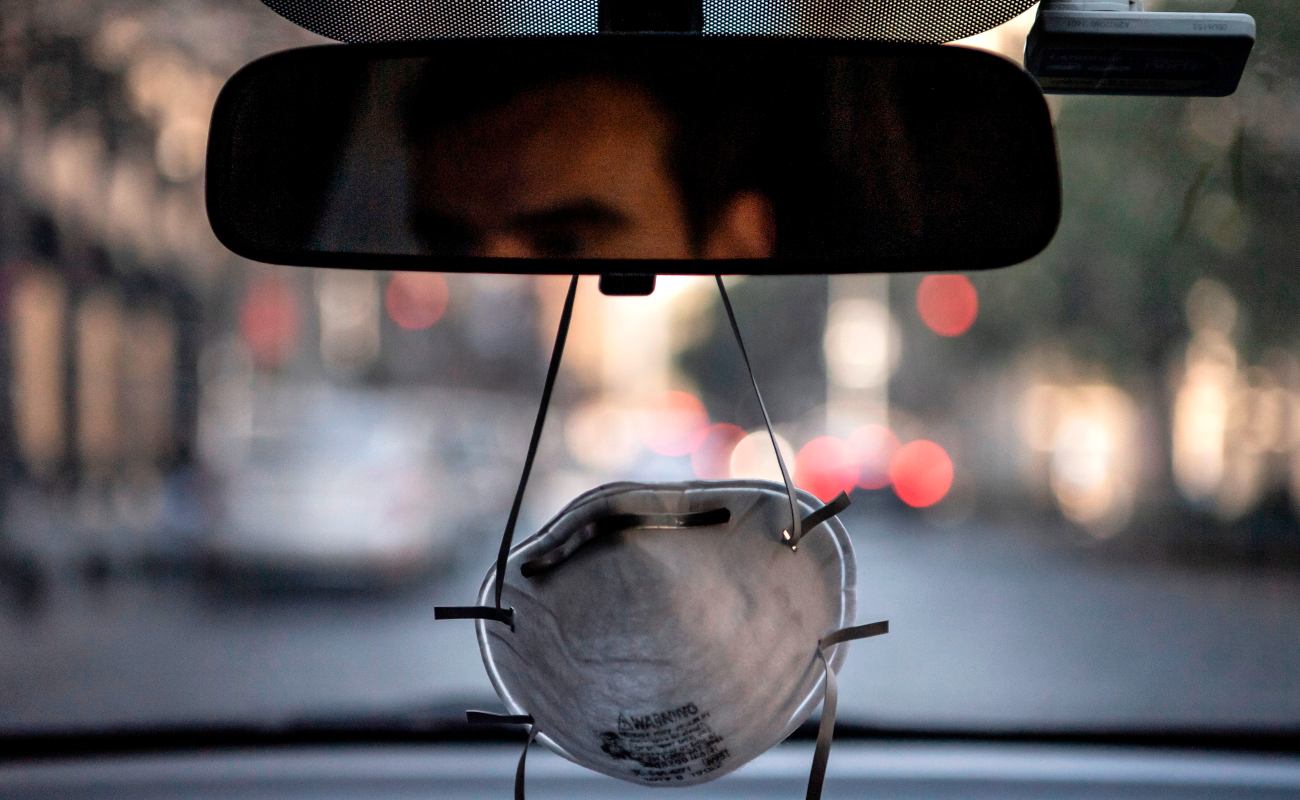Covid, mascherina in auto