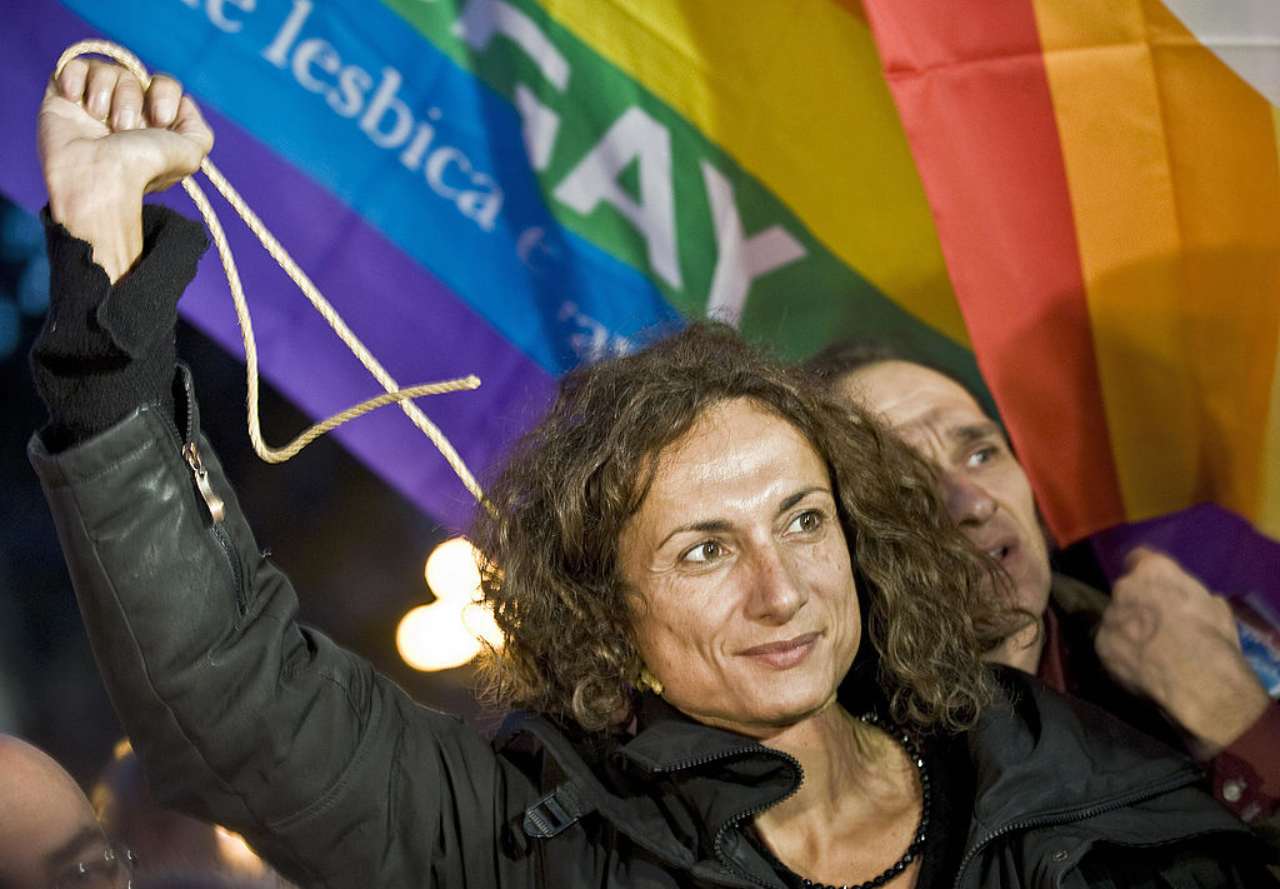 Luxuria violenza donne