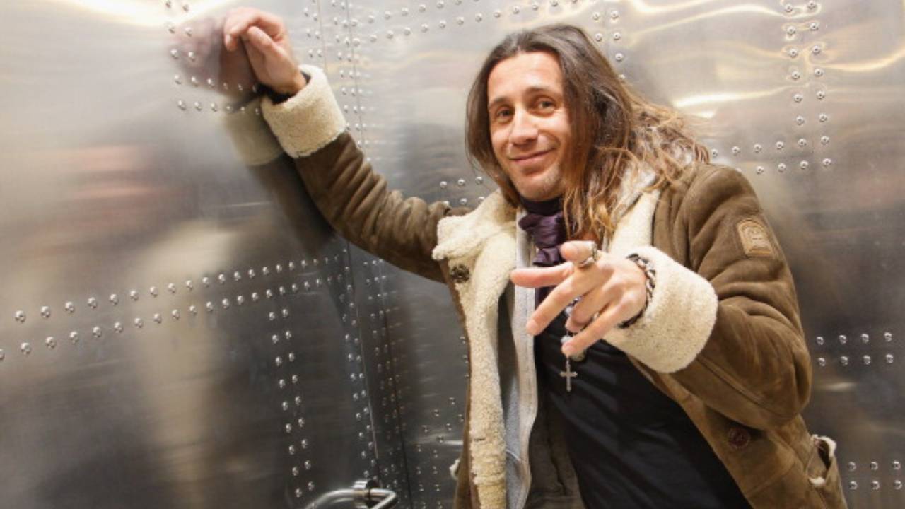 povia covid vaccino tempo crisanti gassman romano