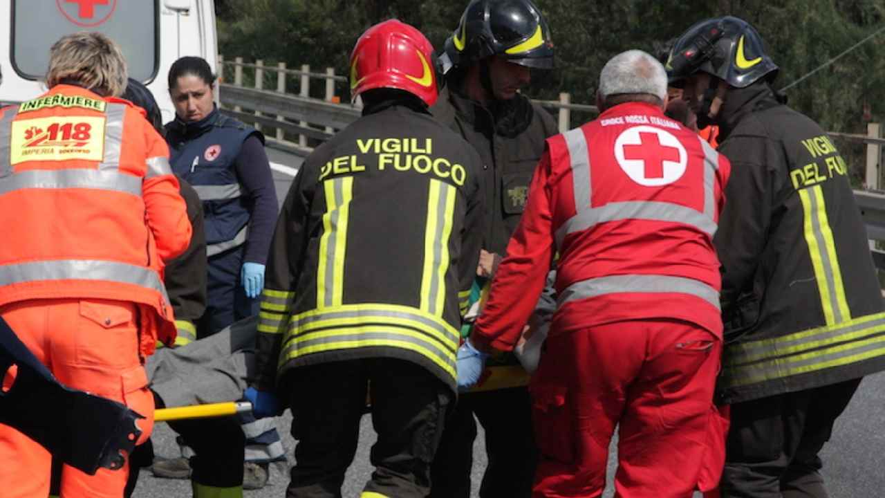 schianto fatale due vittime