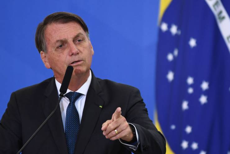 Covid Bolsonaro vaccino coccodrilli