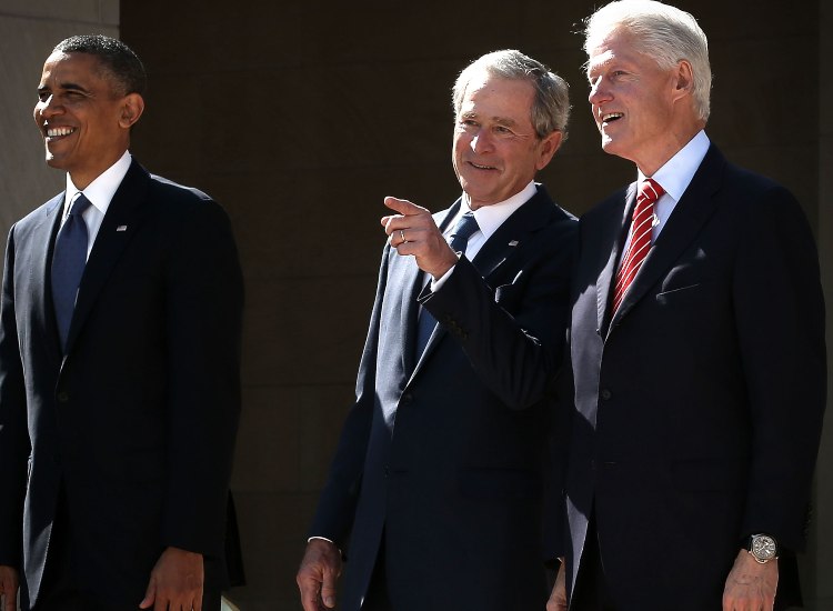 Barack Obama, Bill Clinton e George W. Bush