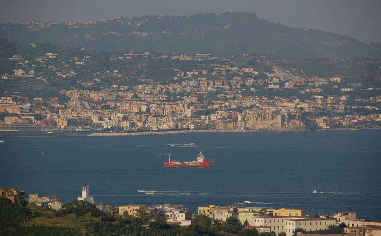 terremoto Napoli Campi Flegrei