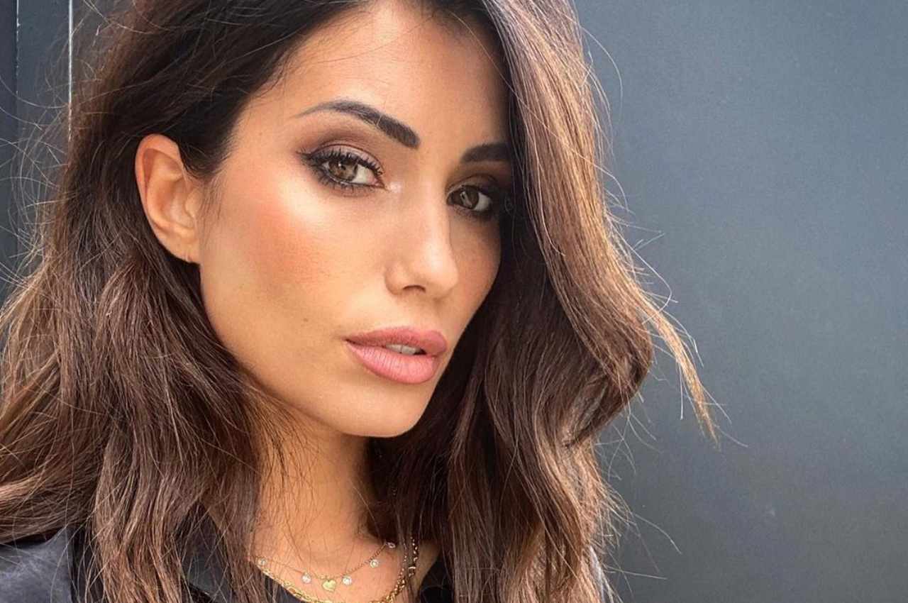 Federica nargi abito gambe