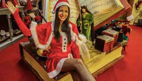 Sara Tommasi babbo natale