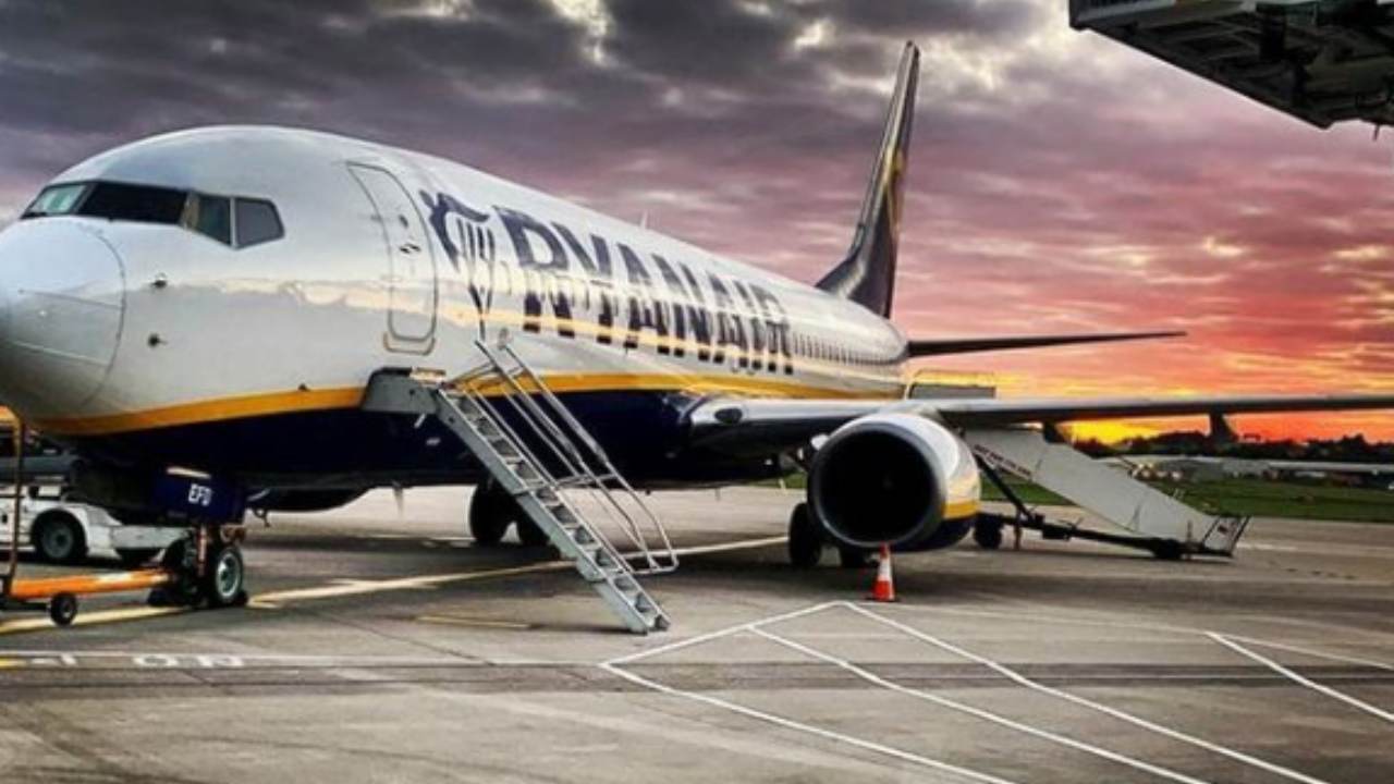 ryanair vaccino messaggio promozionale passeggeri