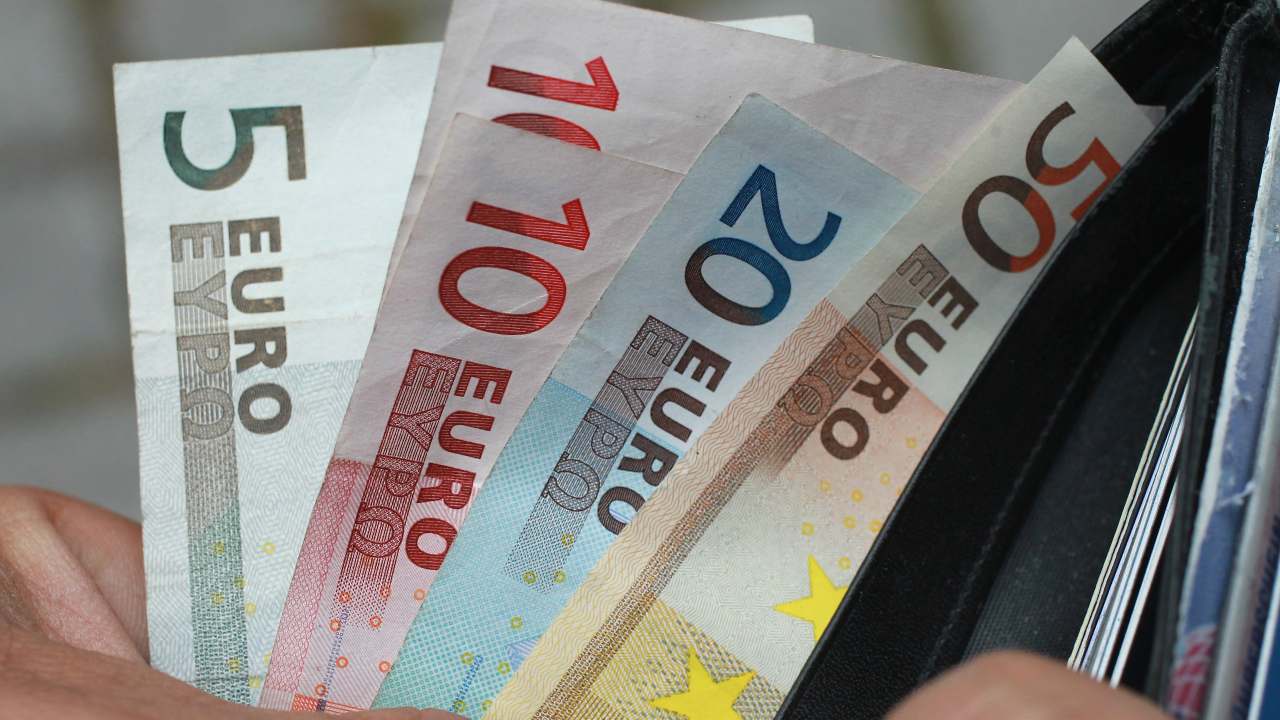 Tredicesima Meno Soldi