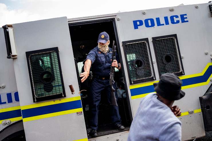 polizia sudafricana