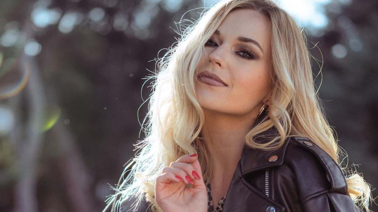 Anastasia Kuzmina jens attillati