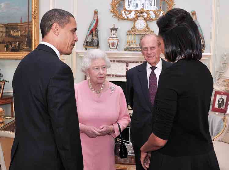 Elisabetta regina obama