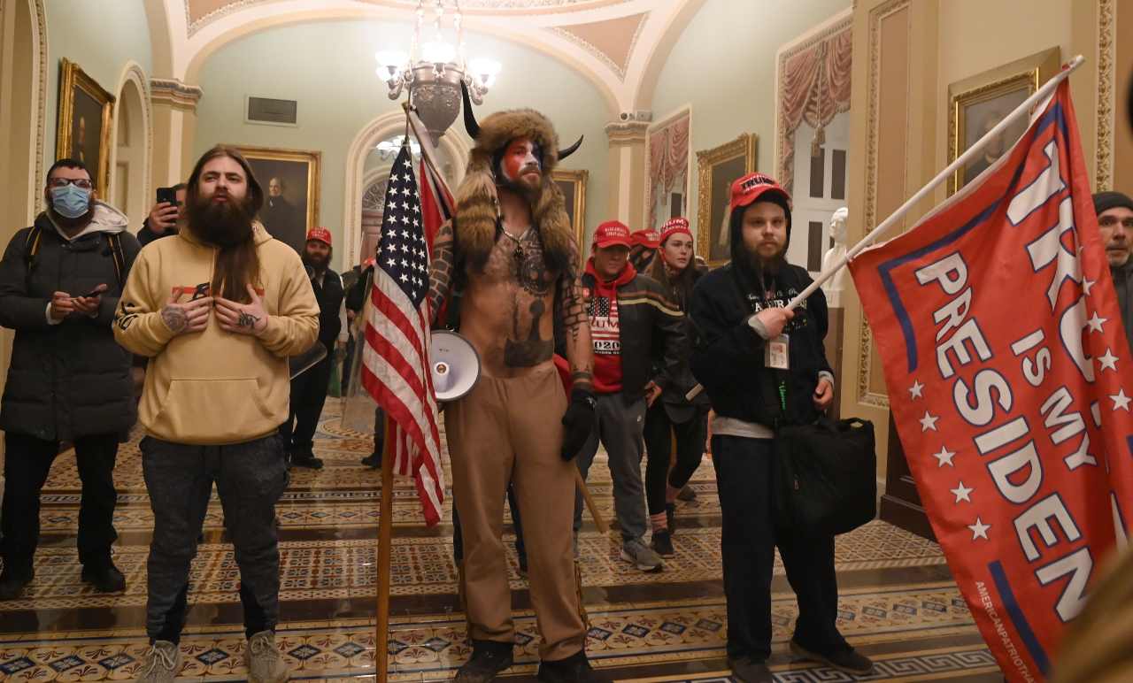 Jake Angeli (getty images)