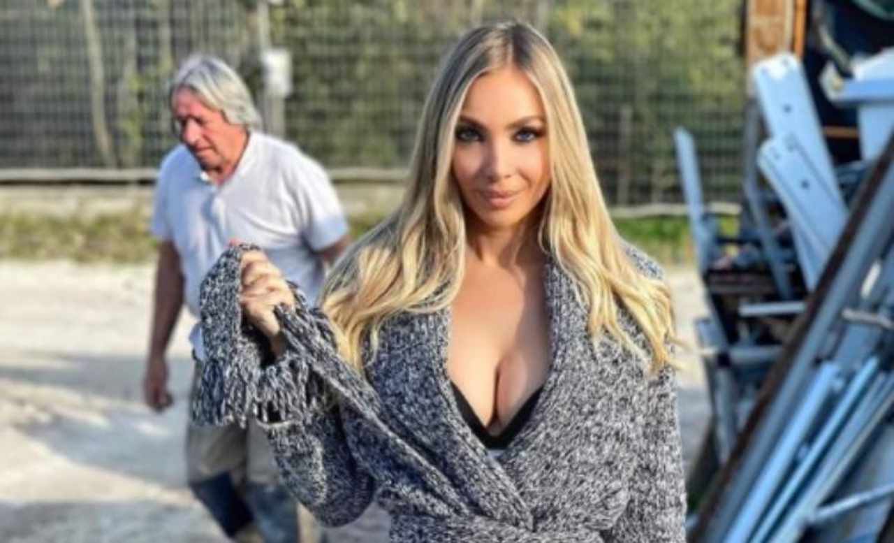 Laura Cremaschi e la sua evidente scollatura