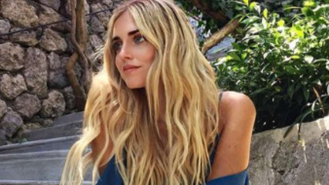 Chiara Ferragni me baby sorpresa leone